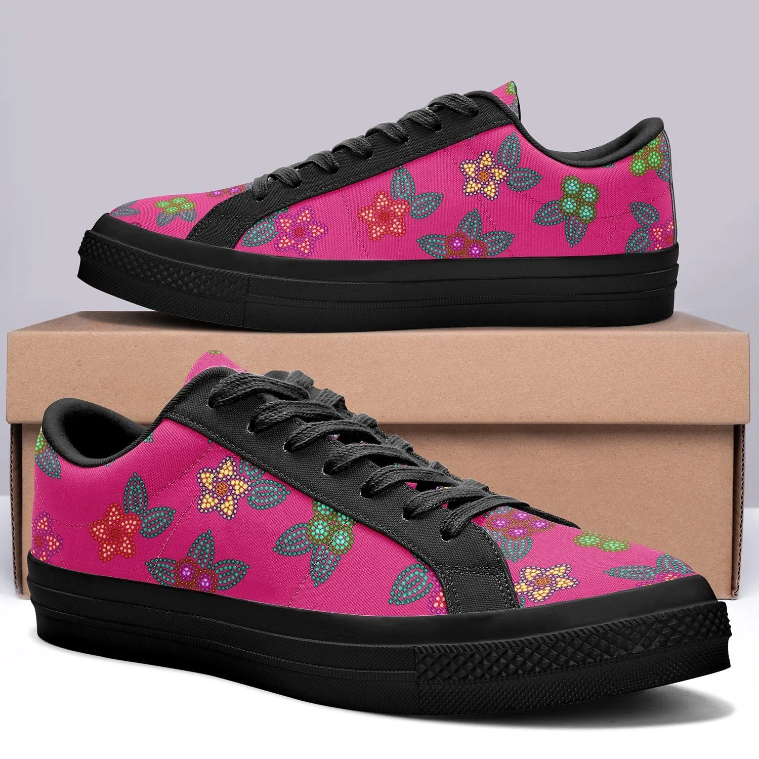 Berry Flowers Aapisi Low Top Canvas Shoes Black Sole