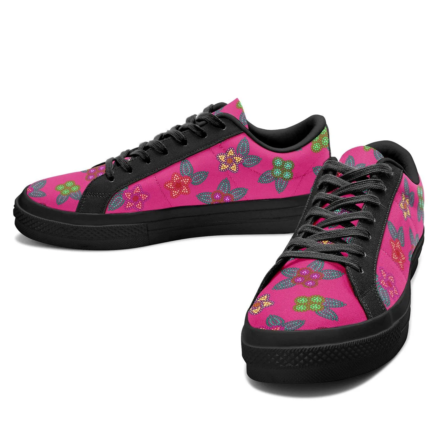 Berry Flowers Aapisi Low Top Canvas Shoes Black Sole